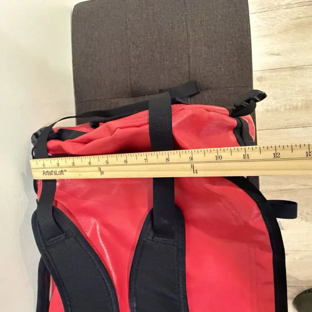 The North Face Small Base Camp Duffel 50L Carry-On Friendly Red/Black - NEW Read